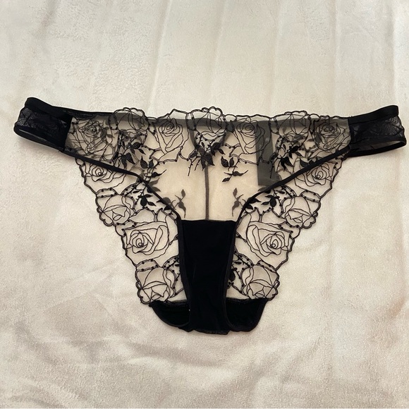 Bluebella Black Floral Lace Panties - Picture 2 of 8